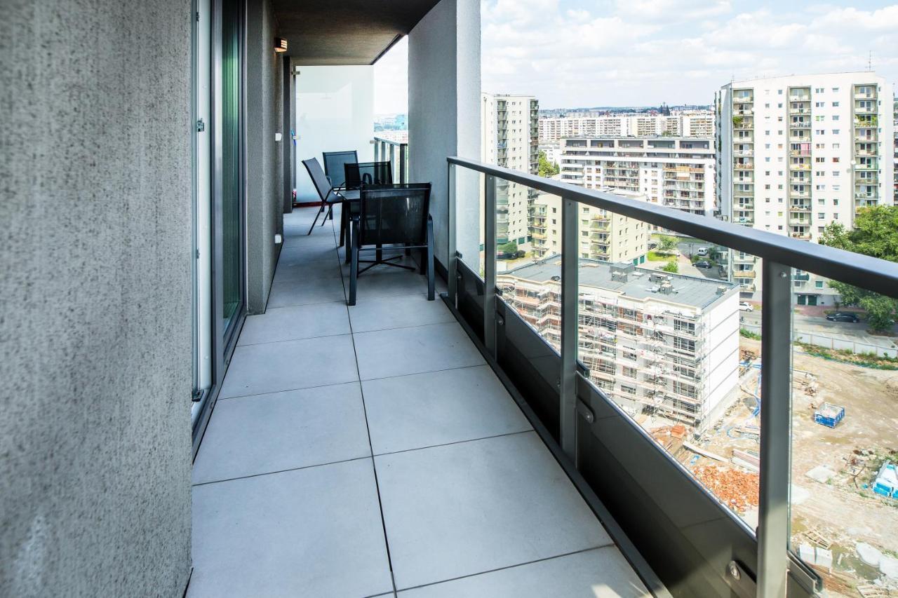 קרקוב Mogilska Tower Apartments Near Tauron Arena By Inpoint - Free Underground Parking מראה חיצוני תמונה